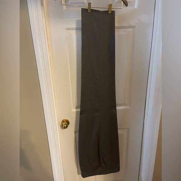 Verno Mens Dark Grey Classic Fit 100% Virgin Wool Two Piece Suit - Picture 4 of 5